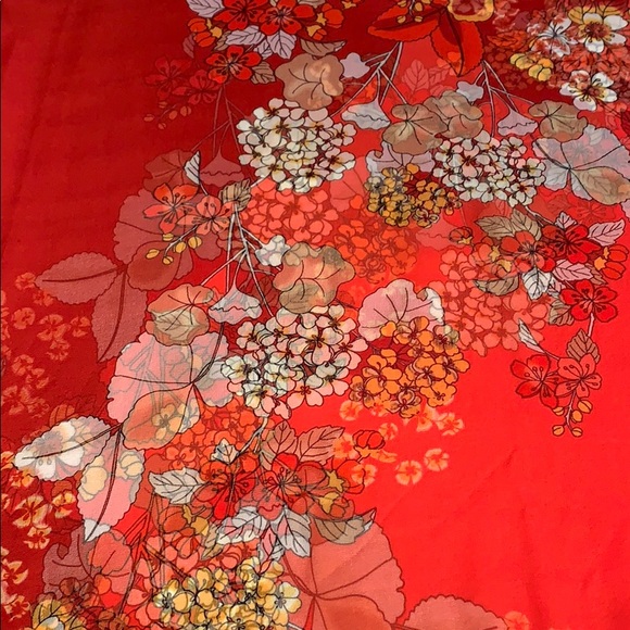 ElieTahari red floral dress never worn! Beautiful - Picture 2 of 7